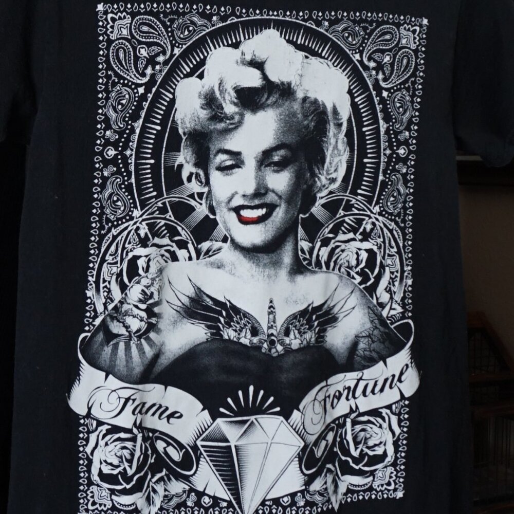 Tattooed Marilyn Monroe T Shirt Short Sleeve Size Small S